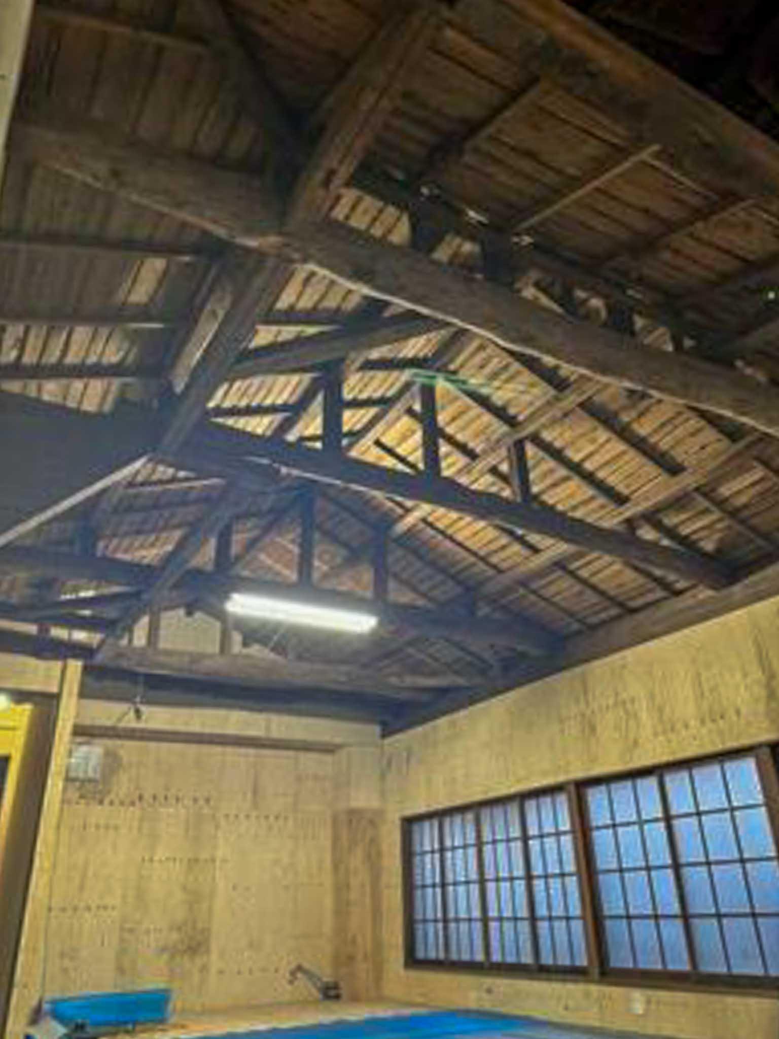 杉並区高円寺北の賃貸物件/昔ながらの武骨な梁がいい感じ