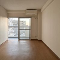 杉並区西荻北の賃貸物件/洋室。こちらも窓がついています。