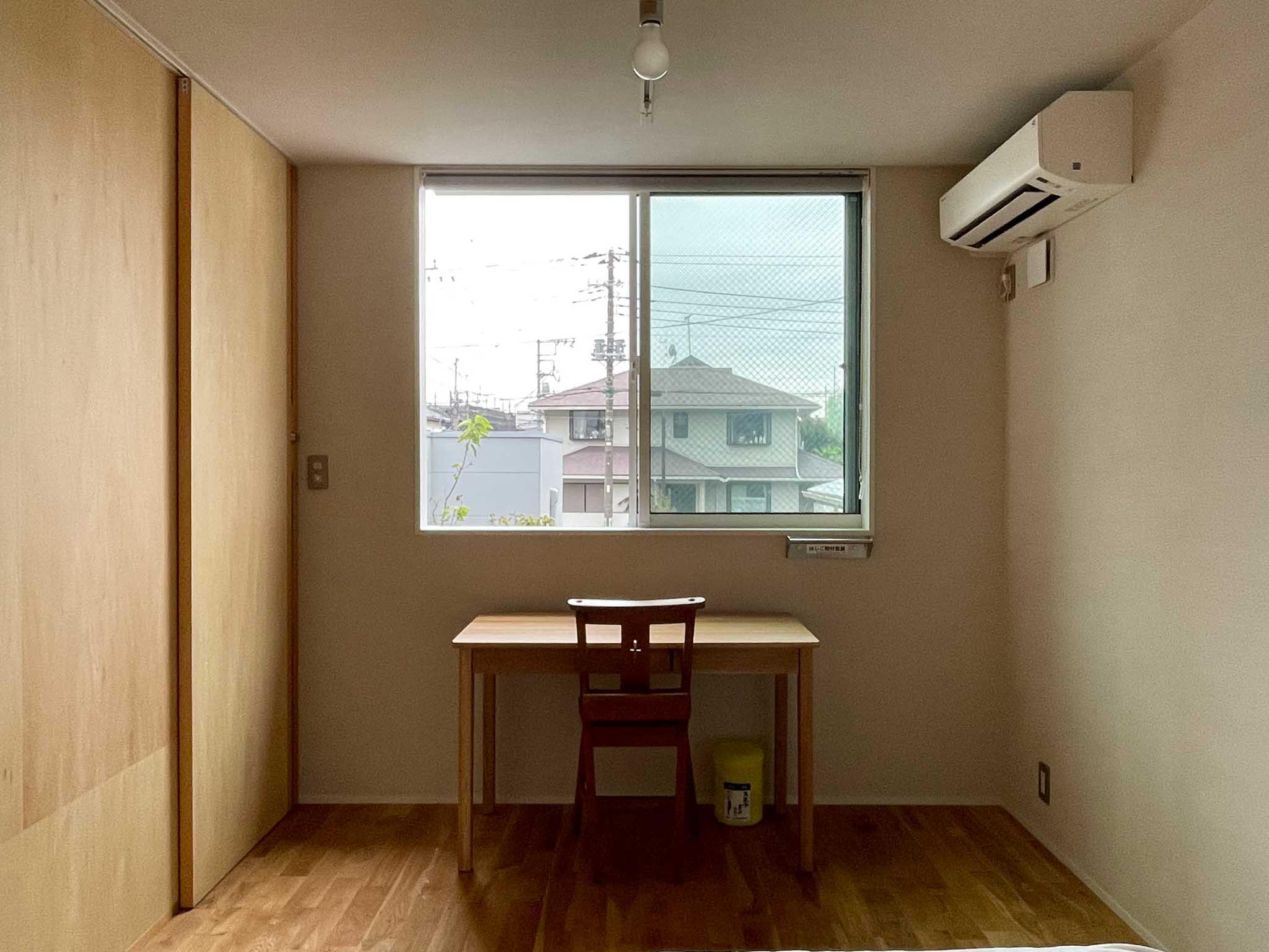 世田谷区豪徳寺の賃貸物件/こちら、中庭が見える203号室です