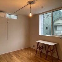 世田谷区豪徳寺の賃貸物件/202:デスクはそのままお使い頂けます