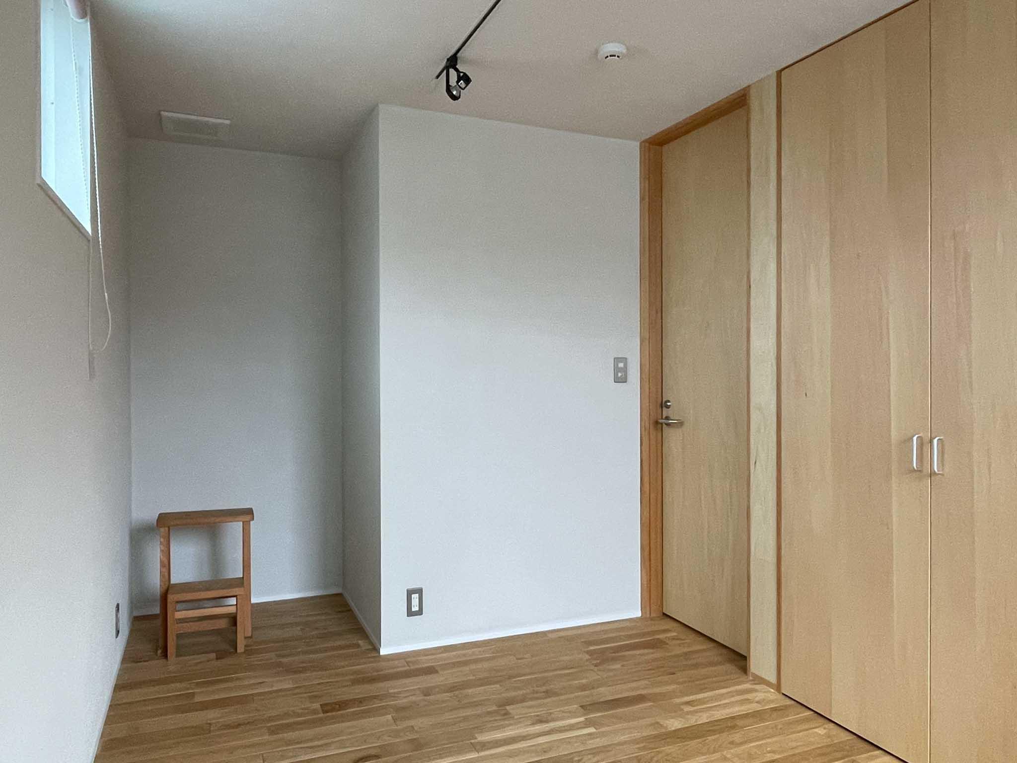 世田谷区豪徳寺の賃貸物件/201:北側に窪みがあるので、なにかをうまく当てはめたいところ