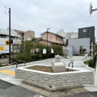 世田谷区豪徳寺の賃貸物件/隣の公園。街の中にポカっと空いた、休憩スポットのような場所です