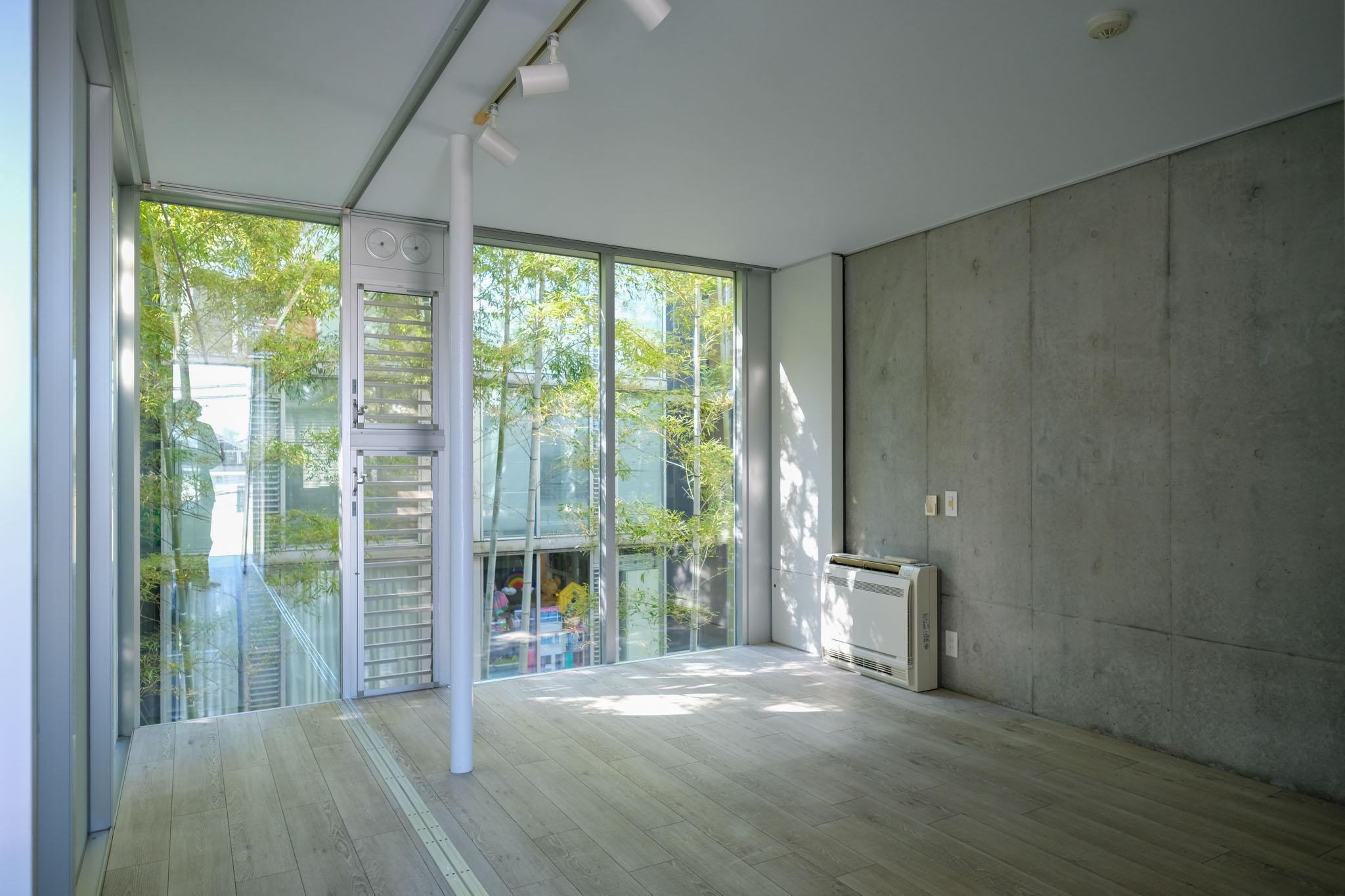 大田区北千束の賃貸物件/可動式の間仕切りや収納で使い方の幅を広げ、細部までデザインされた空間