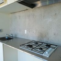 大田区北千束の賃貸物件/ガスコンロ4口のシステムキッチン