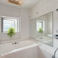 世田谷区池尻の賃貸物件/窓がついていて明るい浴室