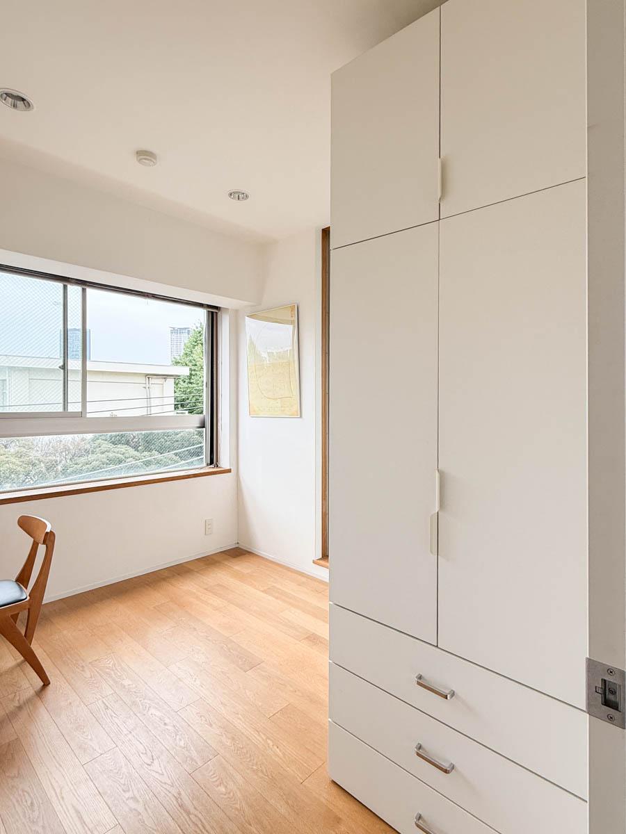 世田谷区池尻の賃貸物件/小部屋には置き型の収納があります