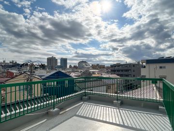 世田谷区若林1丁目の賃貸物件/空の下、朝一番のコーヒーを