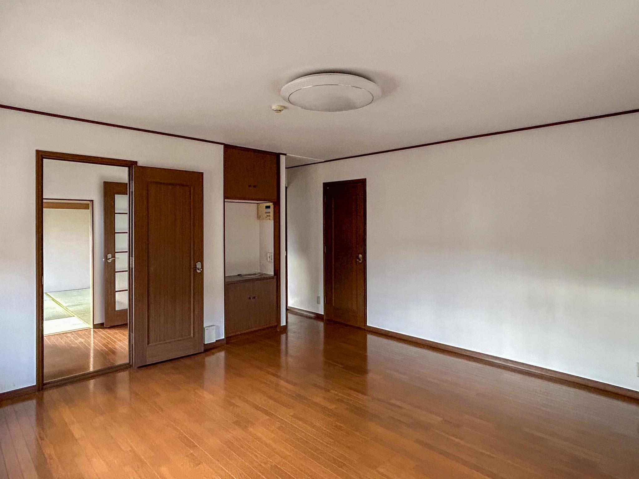 杉並区阿佐谷北の賃貸物件/素朴な雰囲気の内装