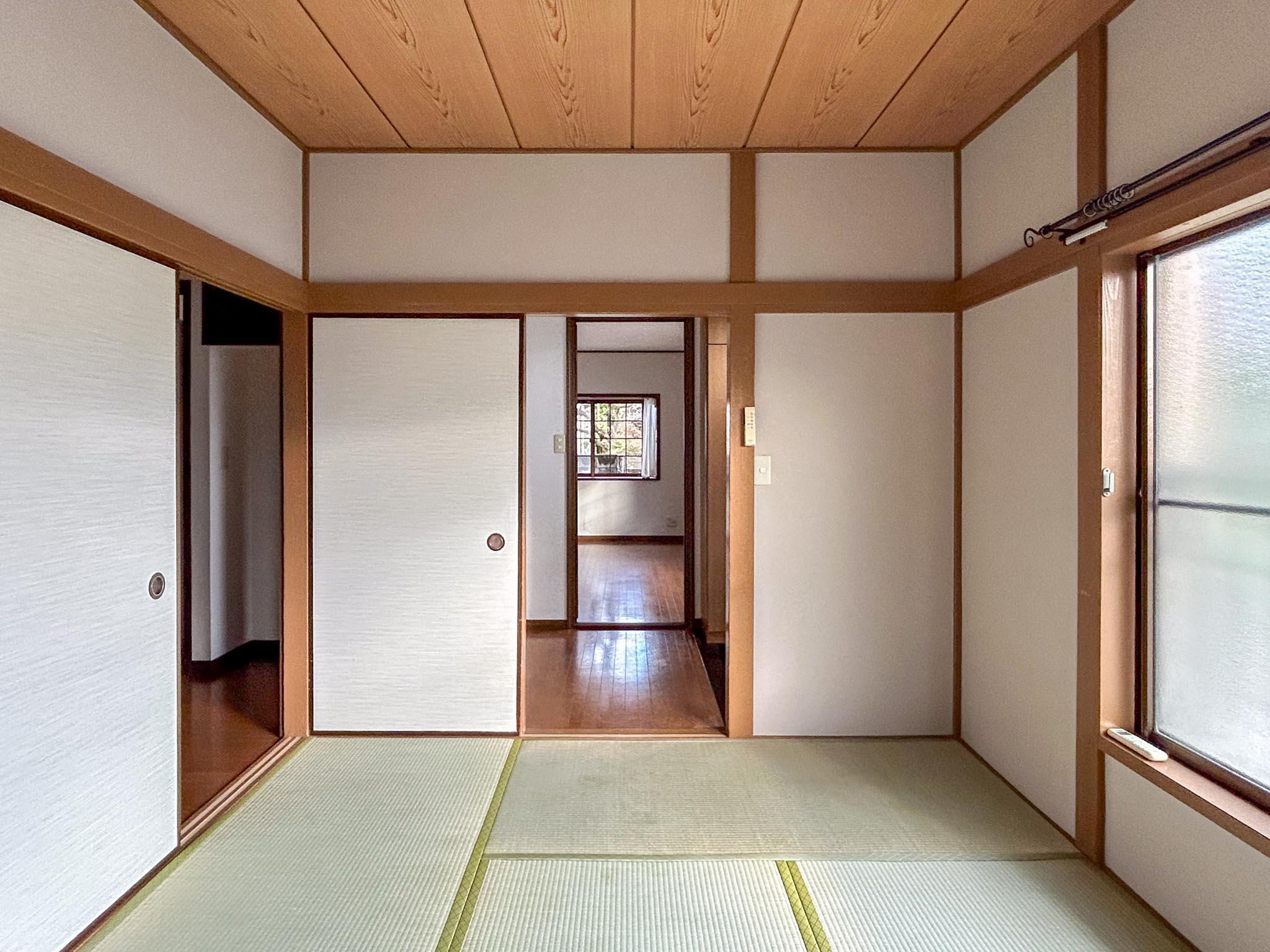 杉並区阿佐谷北の賃貸物件/洋室の方にすっと視線が抜けます