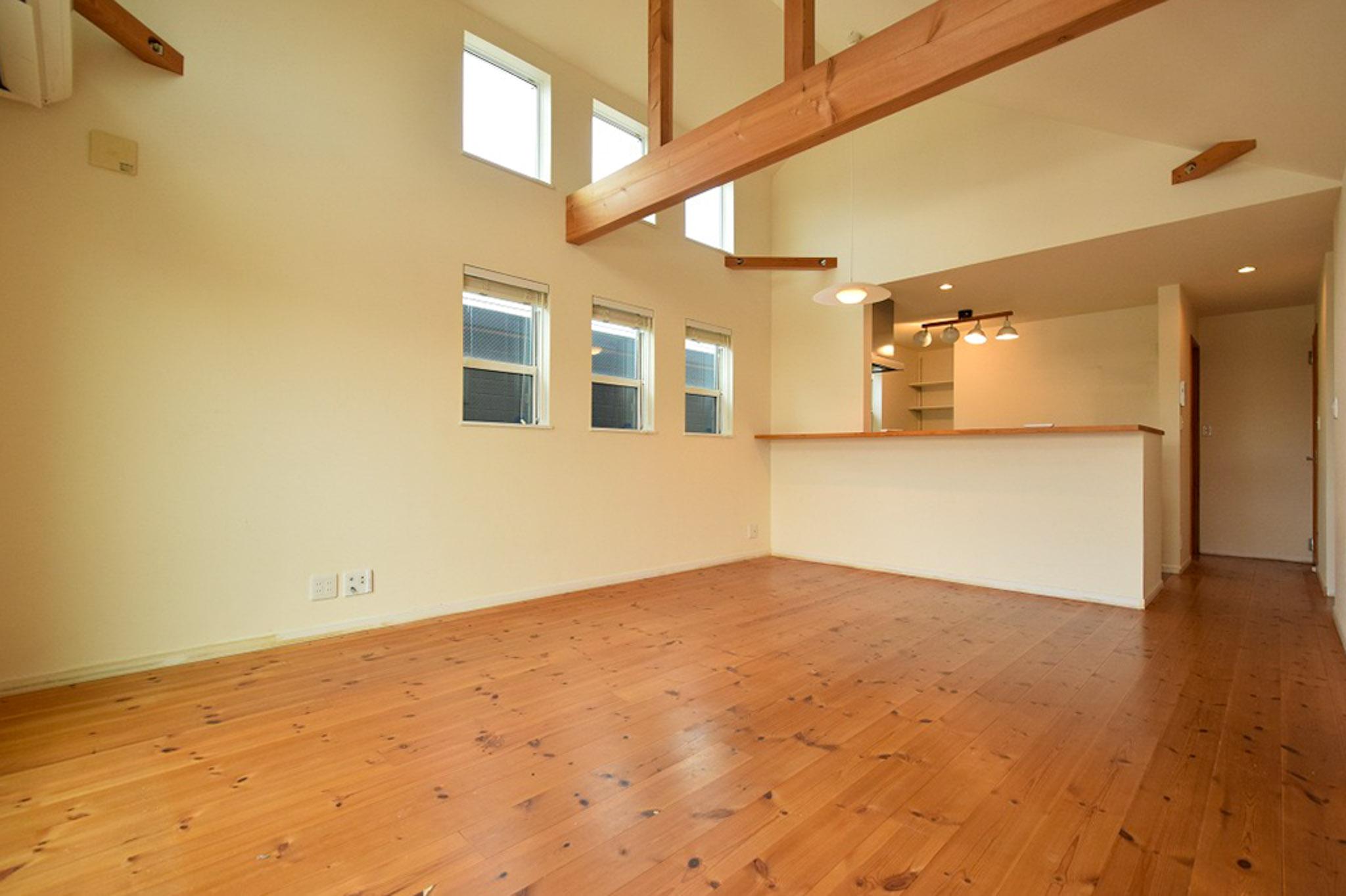 大田区田園調布の賃貸物件/リビング側から見たLDK全体