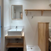 品川区南品川の賃貸物件/洗面台。トイレと同じスペースですが、一般的なワンルームとしては広めな印象がありました。