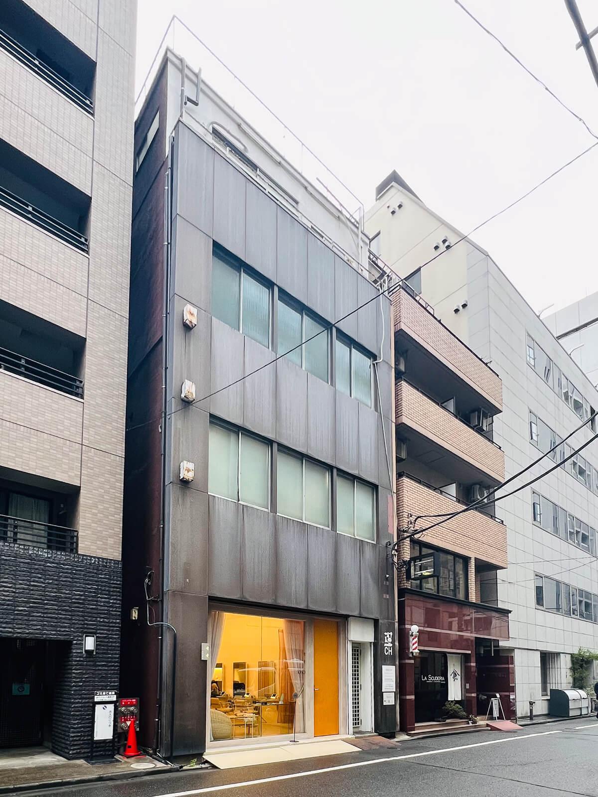 中央区日本橋大伝馬町の賃貸物件/シンプル且つレトロなビル