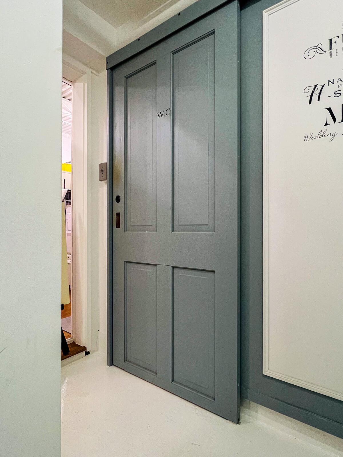 中央区日本橋大伝馬町の賃貸物件/この扉の中はお手洗い