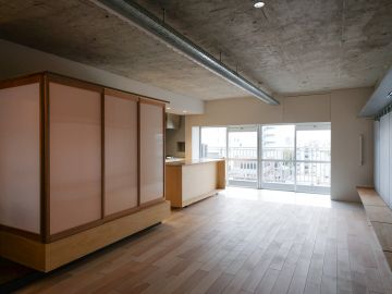 江東区白河の賃貸物件/運河沿いの洞と箱