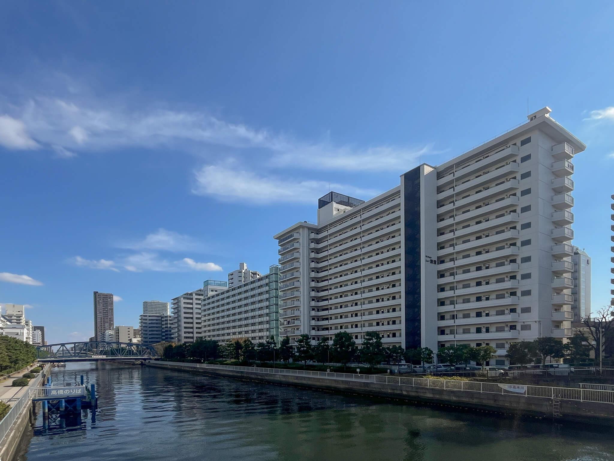 江東区白河の賃貸物件/北側は運河に面していて、気持ちいいマンション