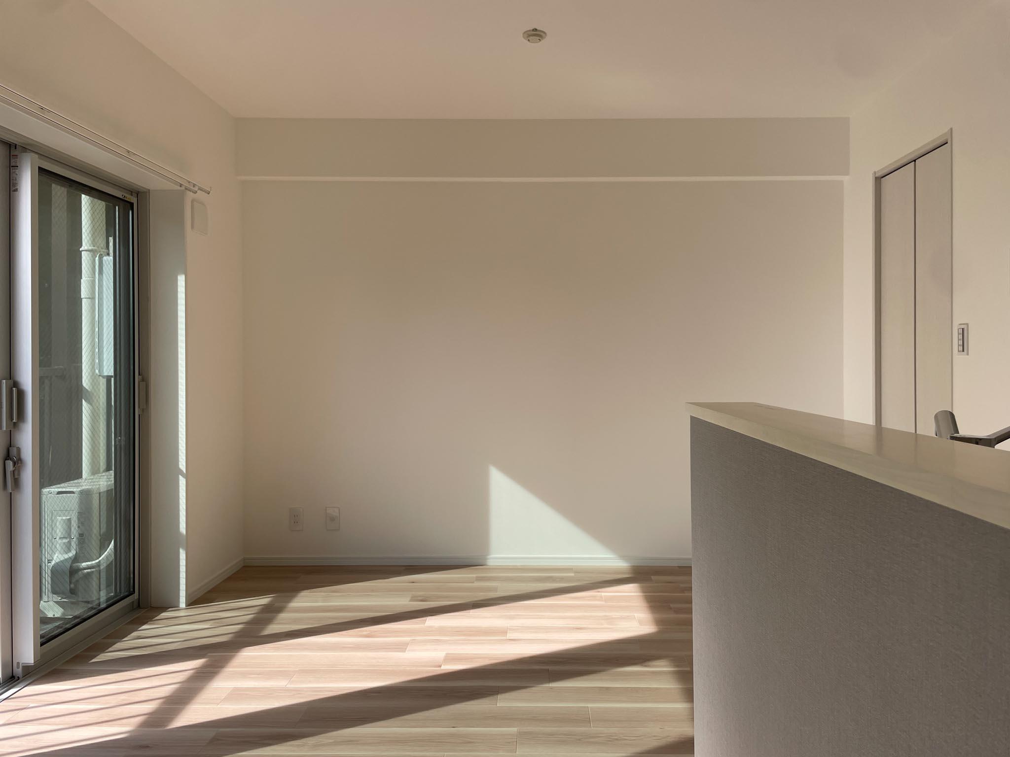 文京区本郷の賃貸物件/リビングを北に向かって