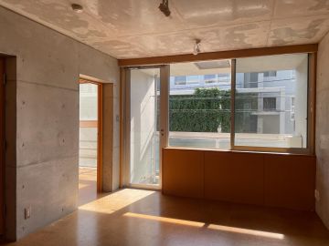 中野区松が丘の賃貸物件/温度のあるコンクリート