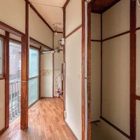 目黒区中央町の賃貸物件/奥に隠れたキッチンに向けて、細くなる間取り