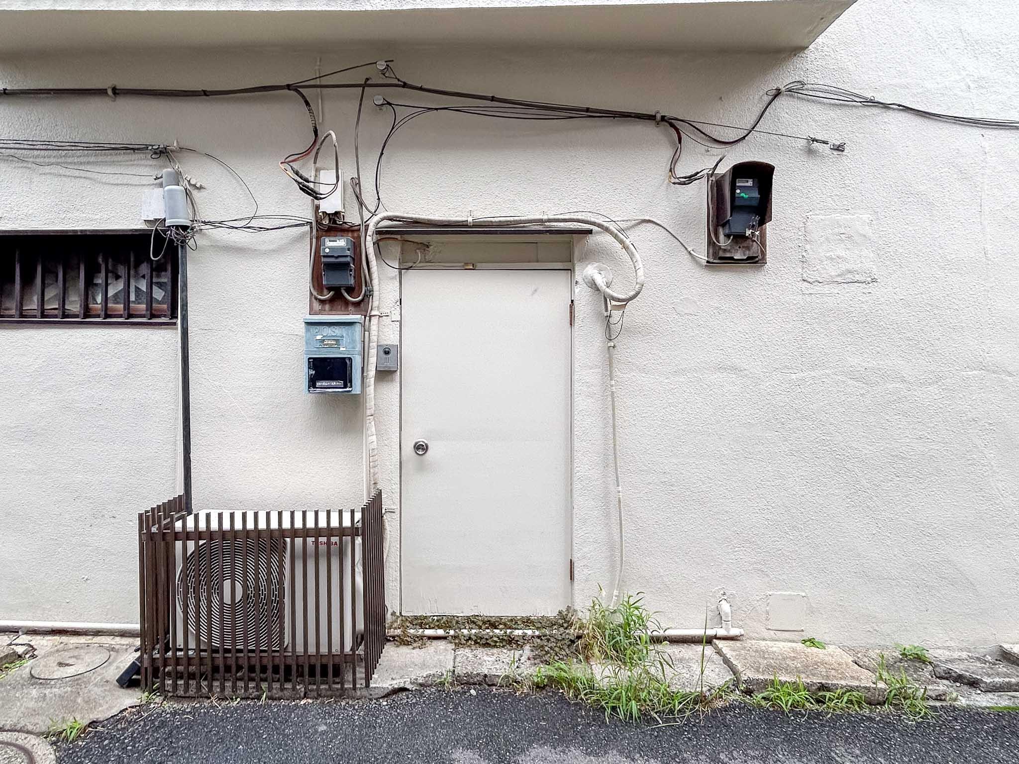 目黒区中央町の賃貸物件/裏口