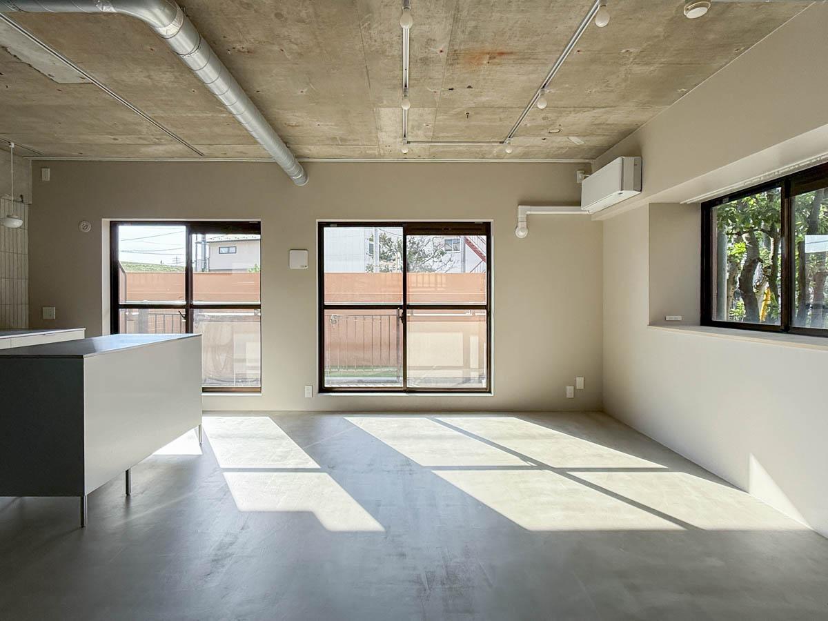 戸田市川岸の売買物件/たくさん光が入り、植物たちがすくすくと成長してくれそう