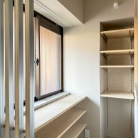 戸田市川岸の売買物件/シューズクローゼットもかっこよい雰囲気に仕上げています