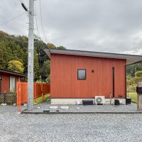 茨城県桜川市犬田の賃貸物件/お庭の周りにフェンスをつけている部屋もあればそうでもない家もあり自由