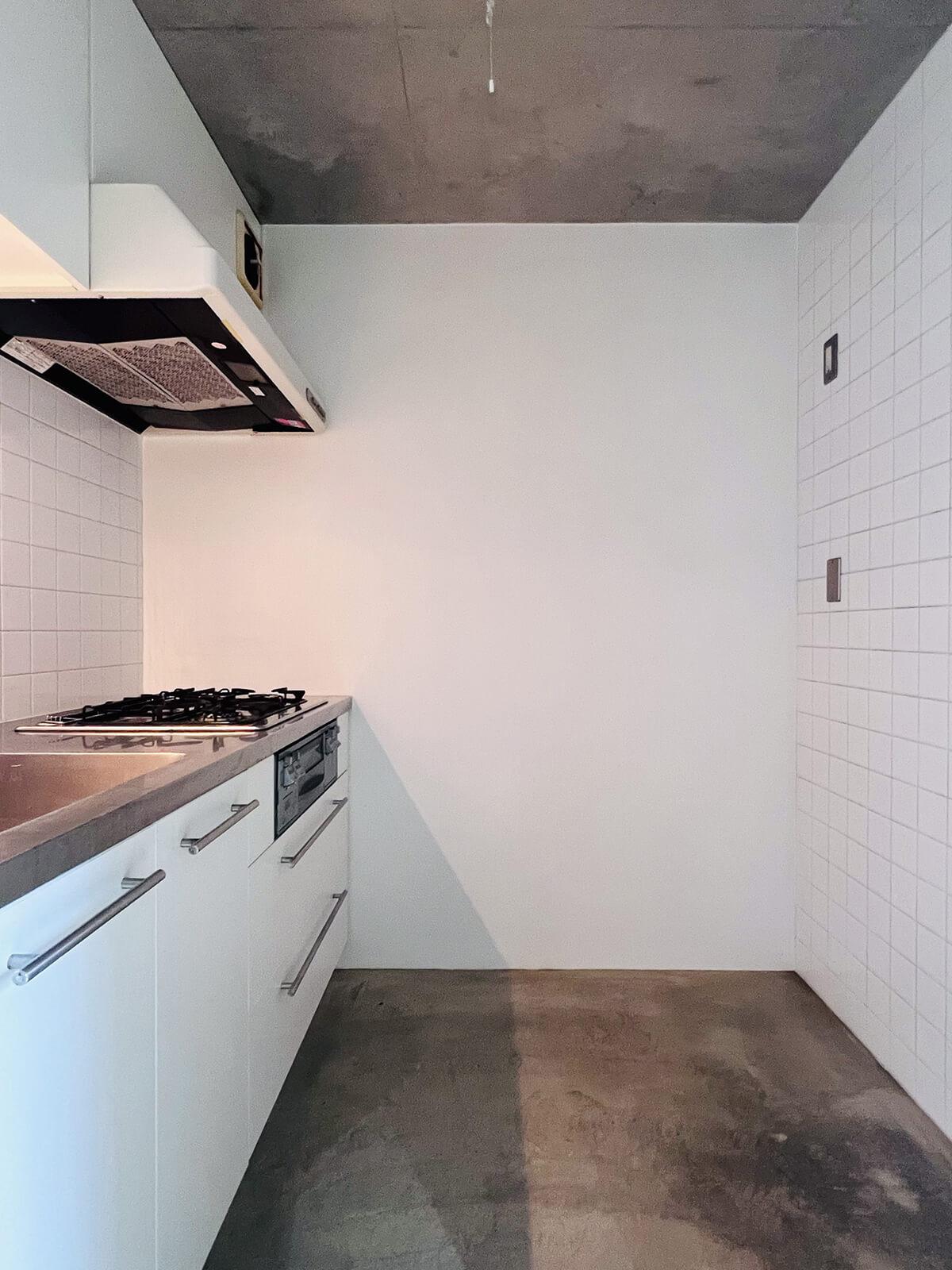 世田谷区代田の賃貸物件/キッチンの背面に冷蔵庫と洗濯機の置き場があります