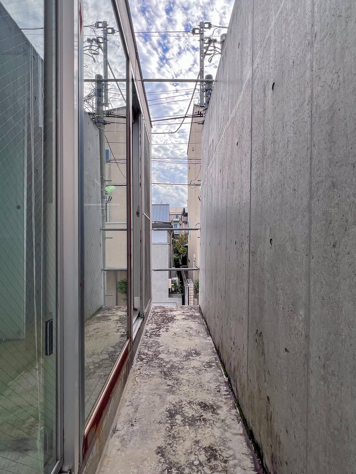 世田谷区代田の賃貸物件/バルコニーの床はきれいにメンテナンスする予定です