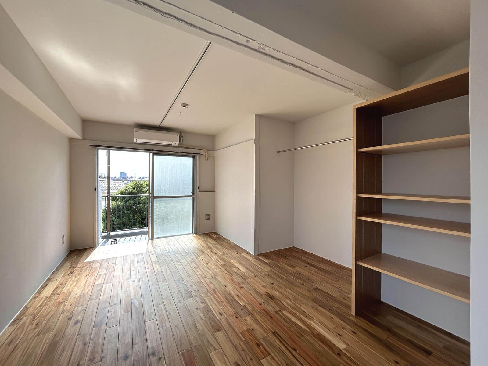 杉並区和田の賃貸物件/4A: 広くはない部屋ですがレイアウトの自由度は高め