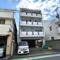 杉並区和田の賃貸物件/建物は古いものの、大規模修繕を済ませ外壁はきれいになったばかり
