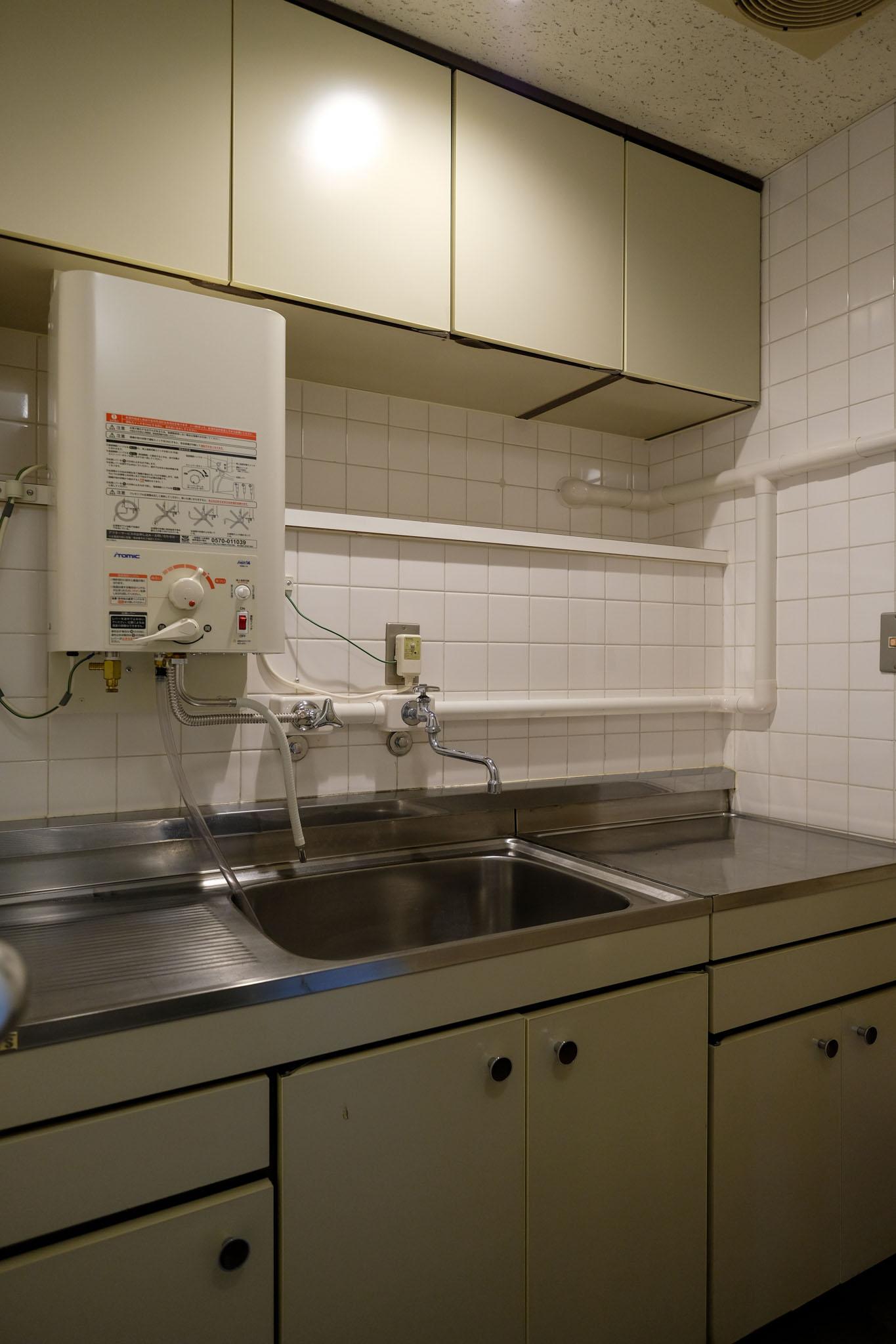 渋谷区千駄ヶ谷の賃貸物件/半地階キッチン