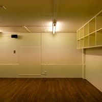 渋谷区千駄ヶ谷の賃貸物件/地階。天井高は約1.9m