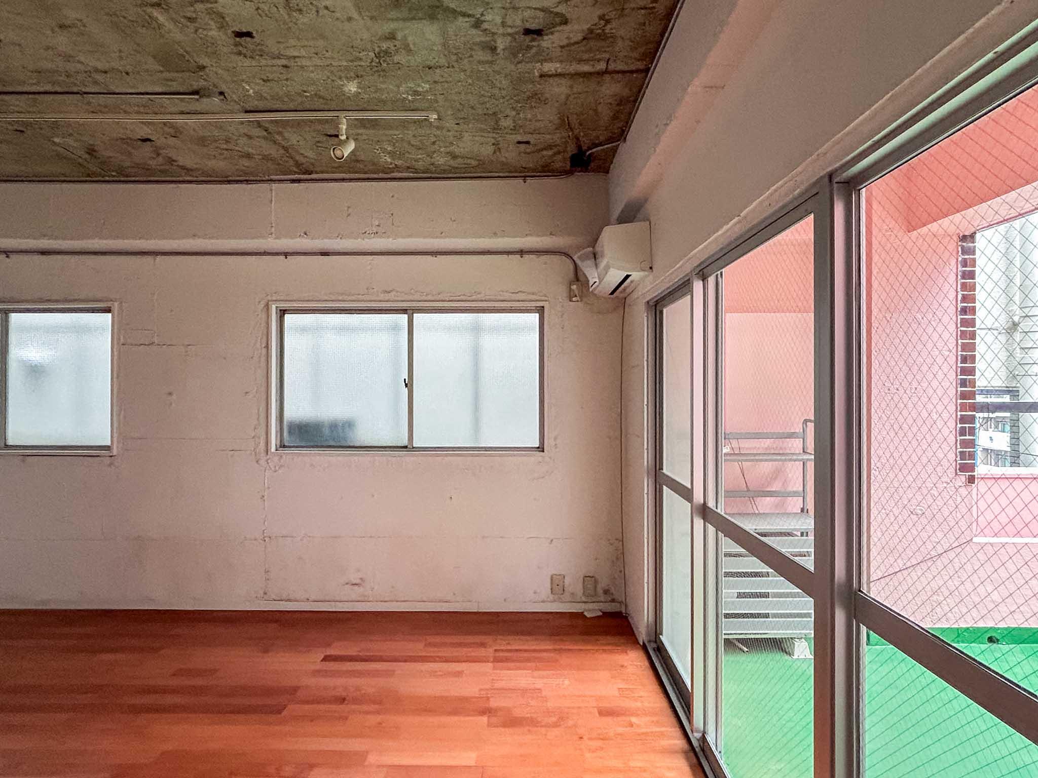 豊島区南大塚の賃貸物件/ベランダがあるのは東側。午前中はそれなりに光が入りそう