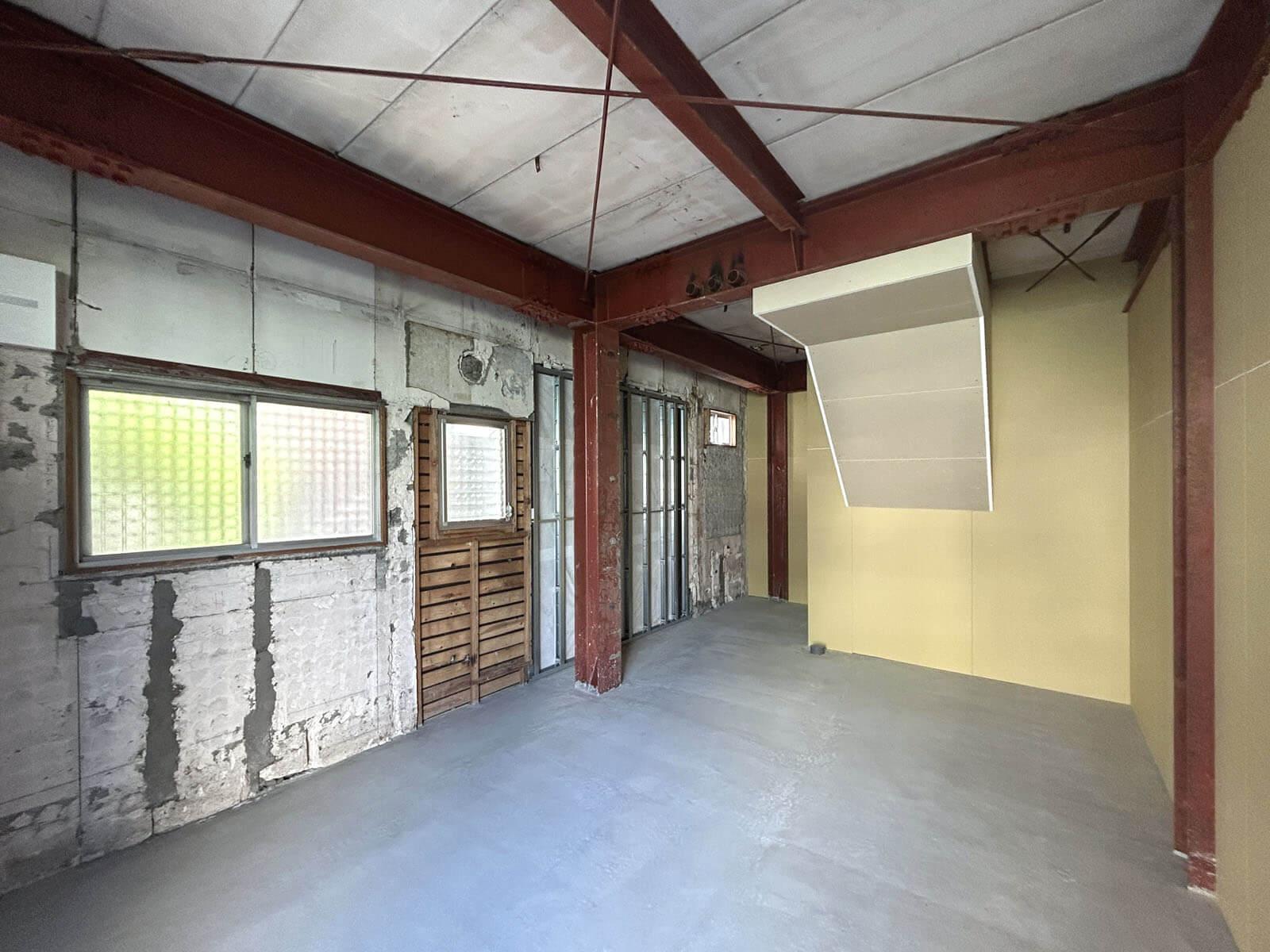 世田谷区世田谷の賃貸物件/1-2：奥の凹みはトイレ設置にちょうどいいサイズ