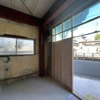 世田谷区世田谷の賃貸物件/1-1：入口は全面ガラス張りにすると気持ちがよさそう