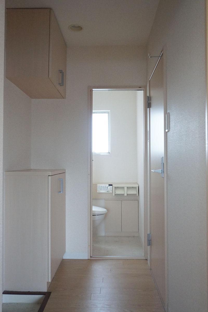 武蔵野市吉祥寺南町の賃貸物件/玄関前、廊下