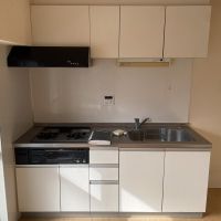 武蔵野市吉祥寺南町の賃貸物件/3口ガスコンロにグリル付きのキッチン