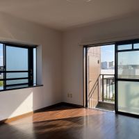 練馬区中村の賃貸物件/キッチン前、ここが一番のぽかぽかスポットです