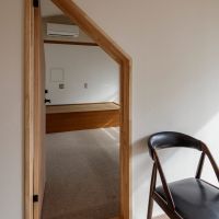 杉並区今川の賃貸物件/room1 / 開放感のあるリビングダイニングと一転し、奥まった雰囲気が落ち着きます