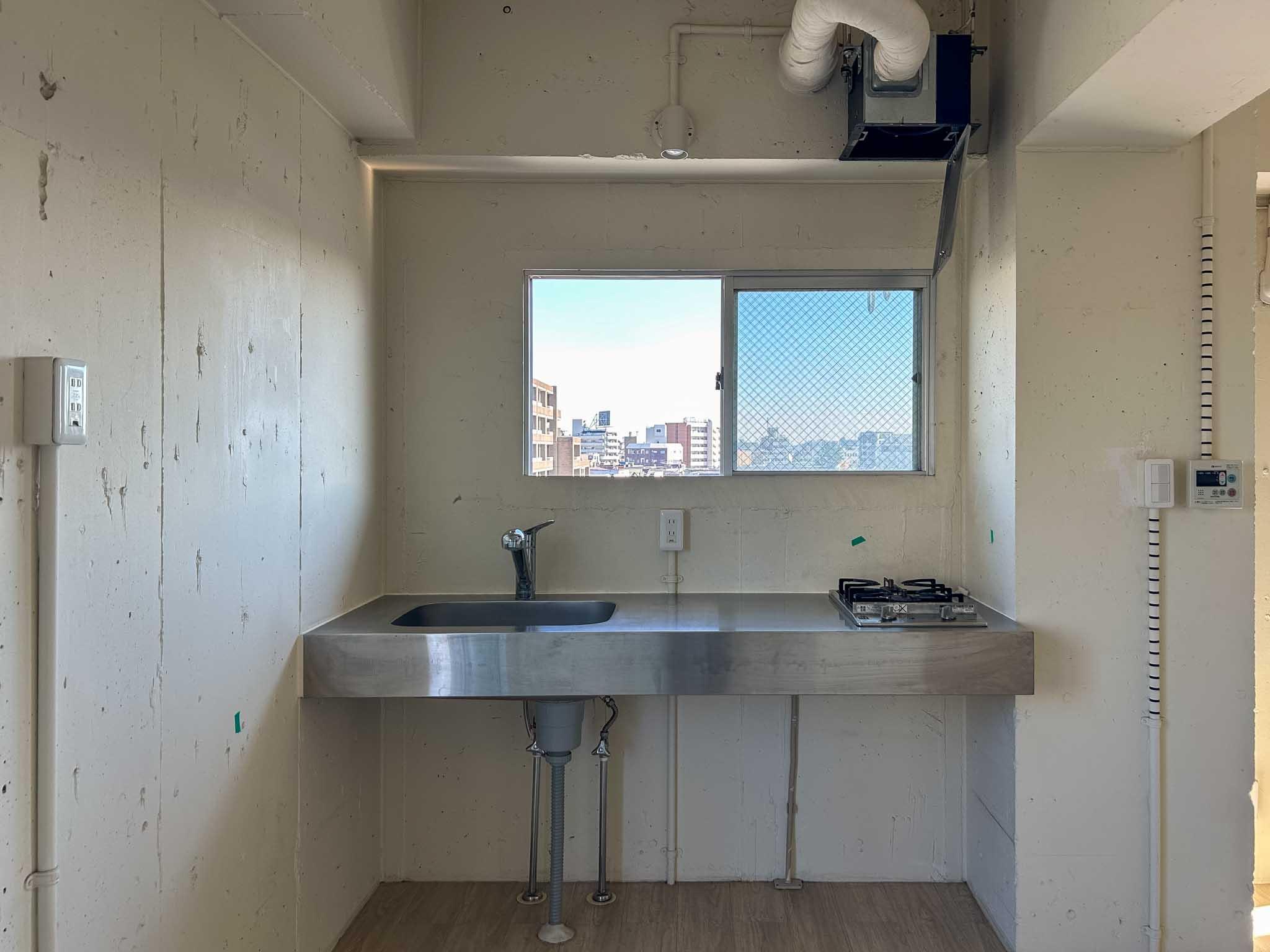 世田谷区瀬田の賃貸物件/キッチン。いい景色を眺めながら料理できる