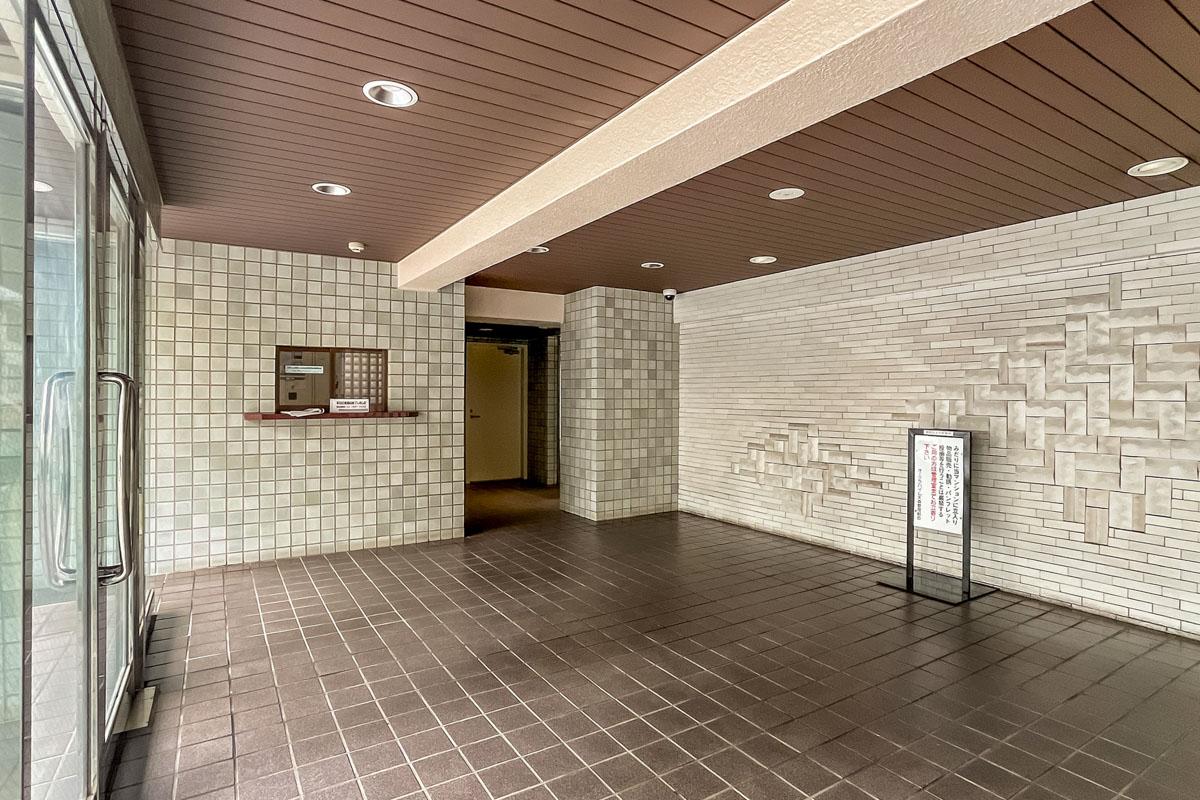 大田区中央の売買物件/エントランスロビー