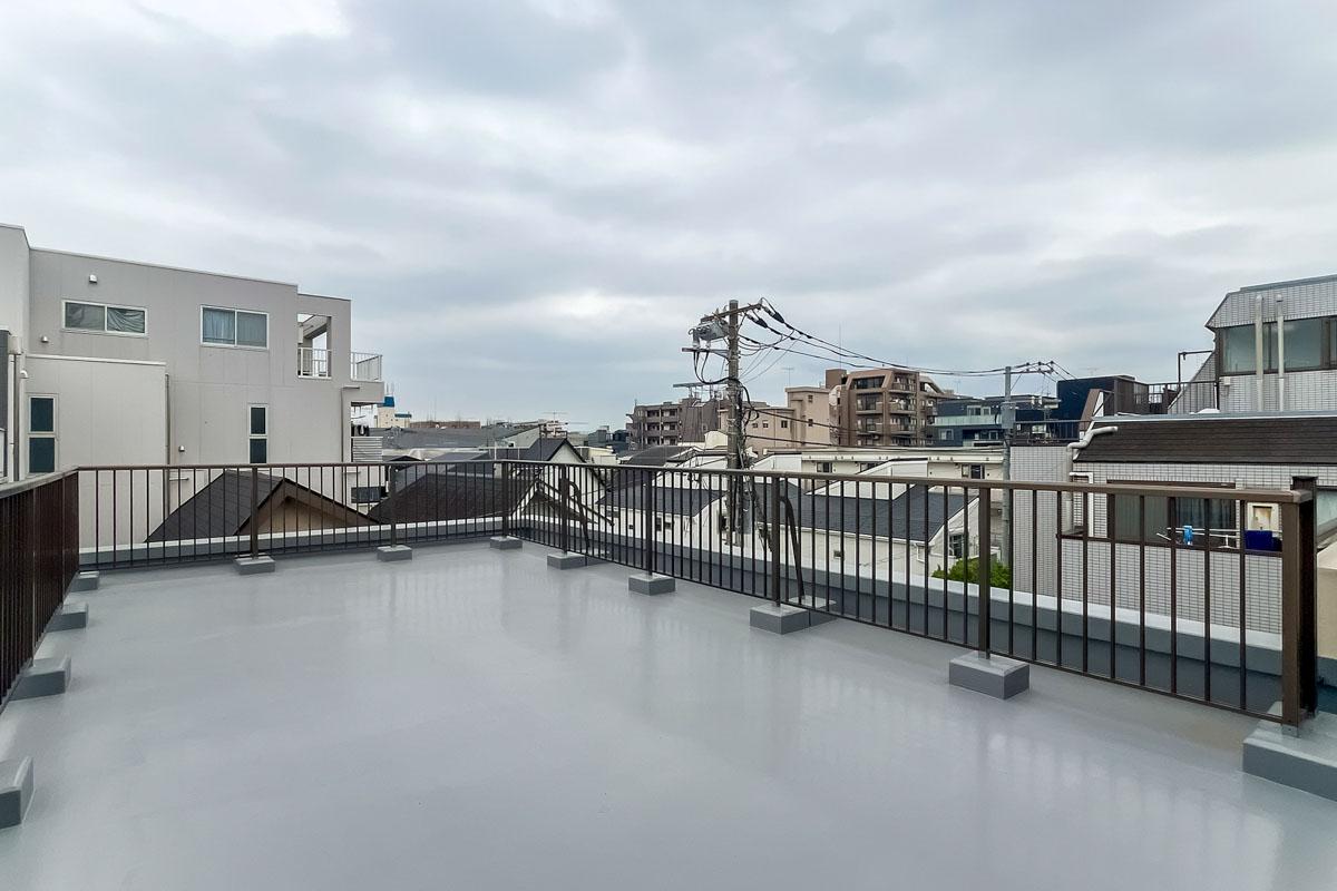 大田区中央の売買物件/東側のルーフバルコニー