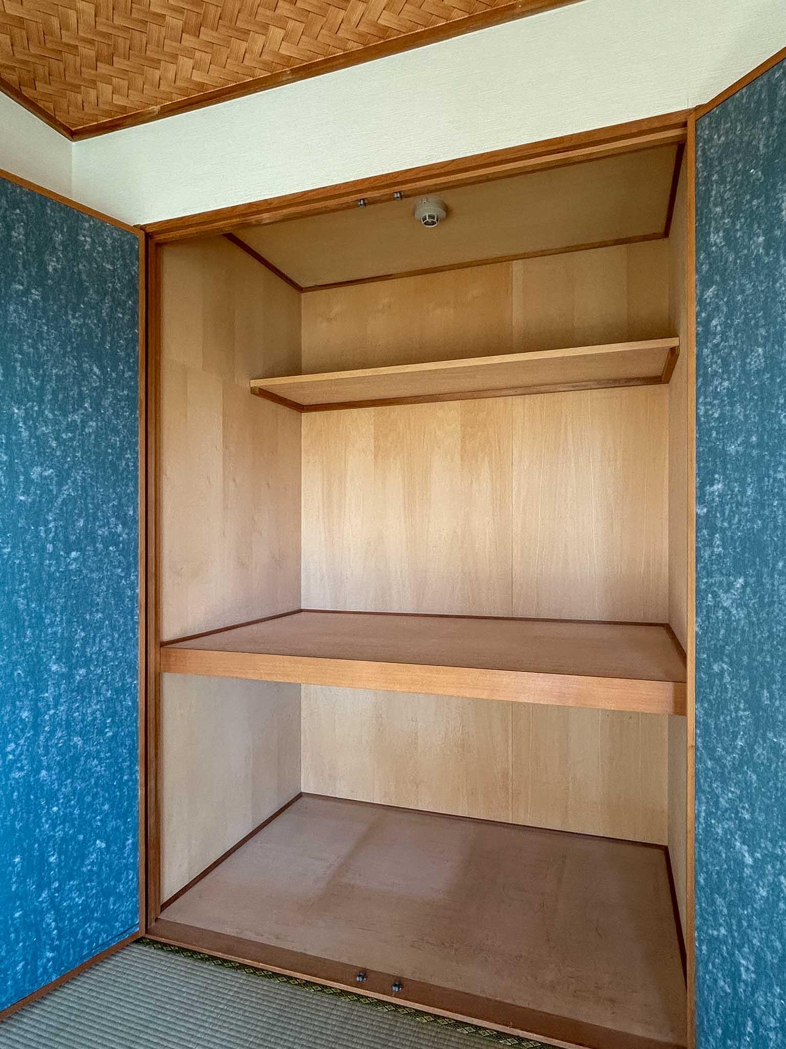 三鷹市中原の賃貸物件/1階：押入れ収納