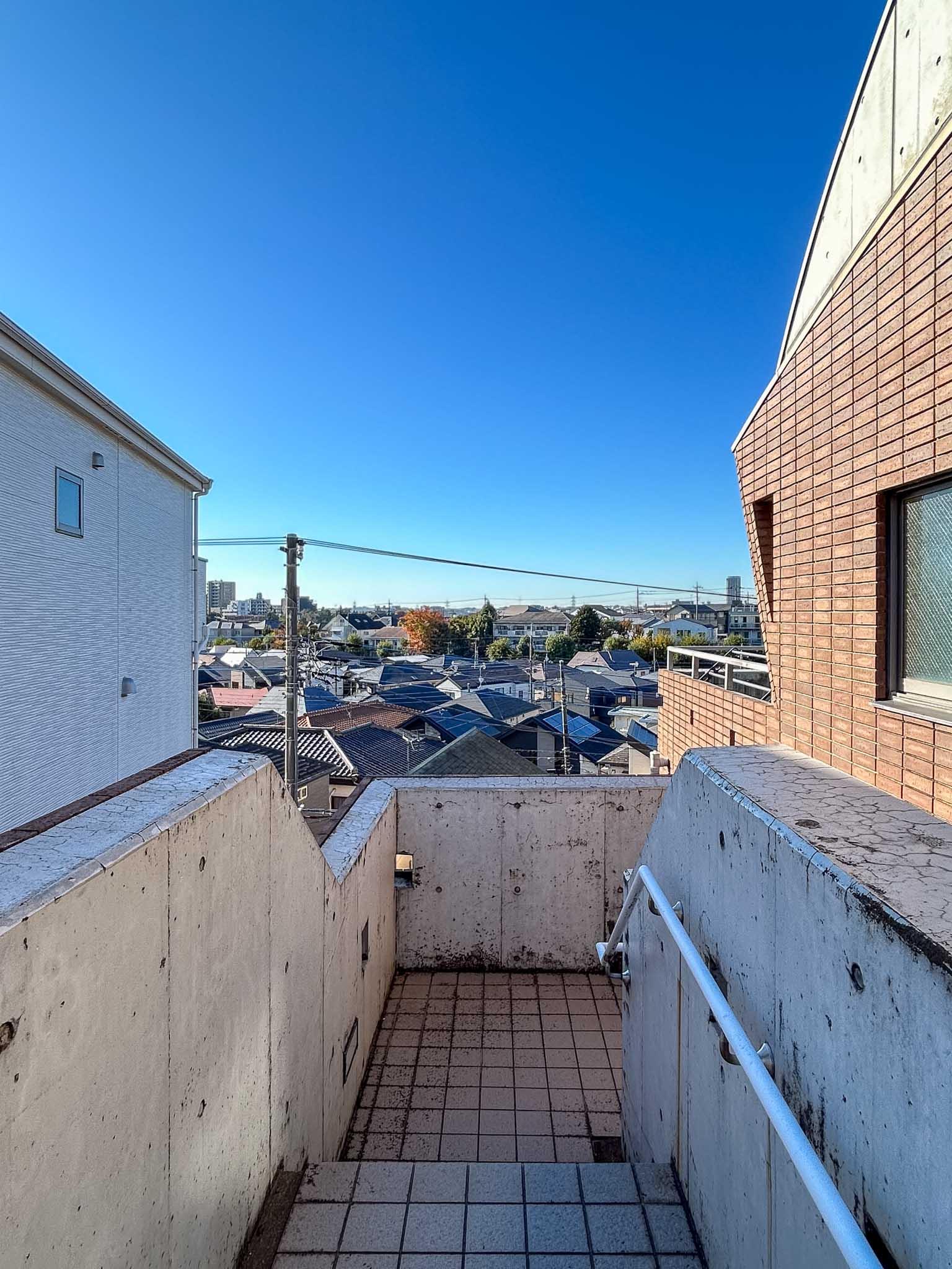 三鷹市中原の賃貸物件/アプローチ