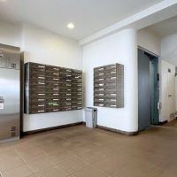 練馬区豊玉中の売買物件/エントランス。宅配BOX付き