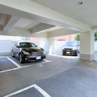 練馬区豊玉中の売買物件/駐車場は4台。現在は埋まっています