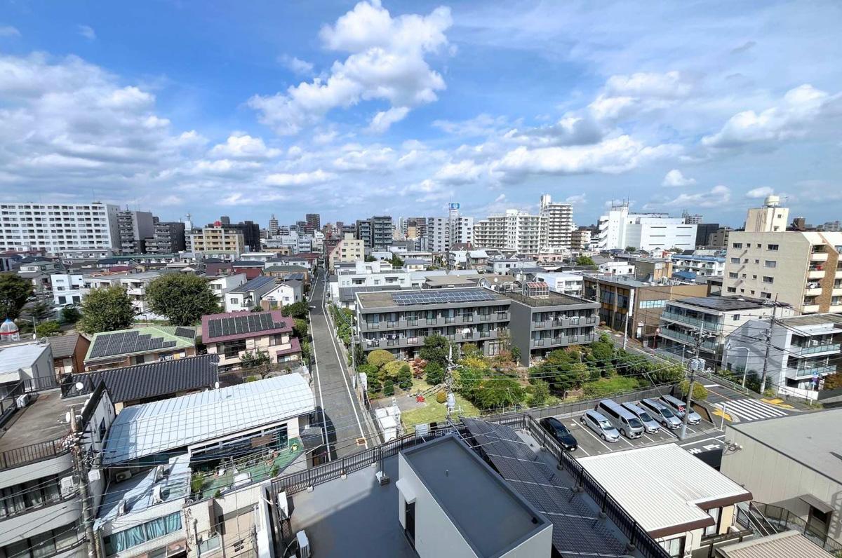 練馬区豊玉中の売買物件/北側の眺望。東側も同様に見晴らしがよくパノラマに景色を楽しめる。東側にはスカイツリーも眺められます