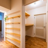 横浜市港北区箕輪町の売買物件/大容量のウォークインクローゼット完備（ROOM2）