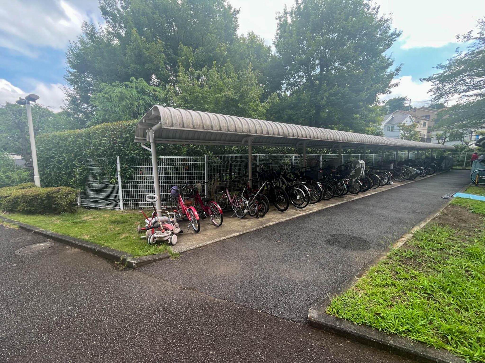 横浜市港北区箕輪町の売買物件/敷地内駐輪場