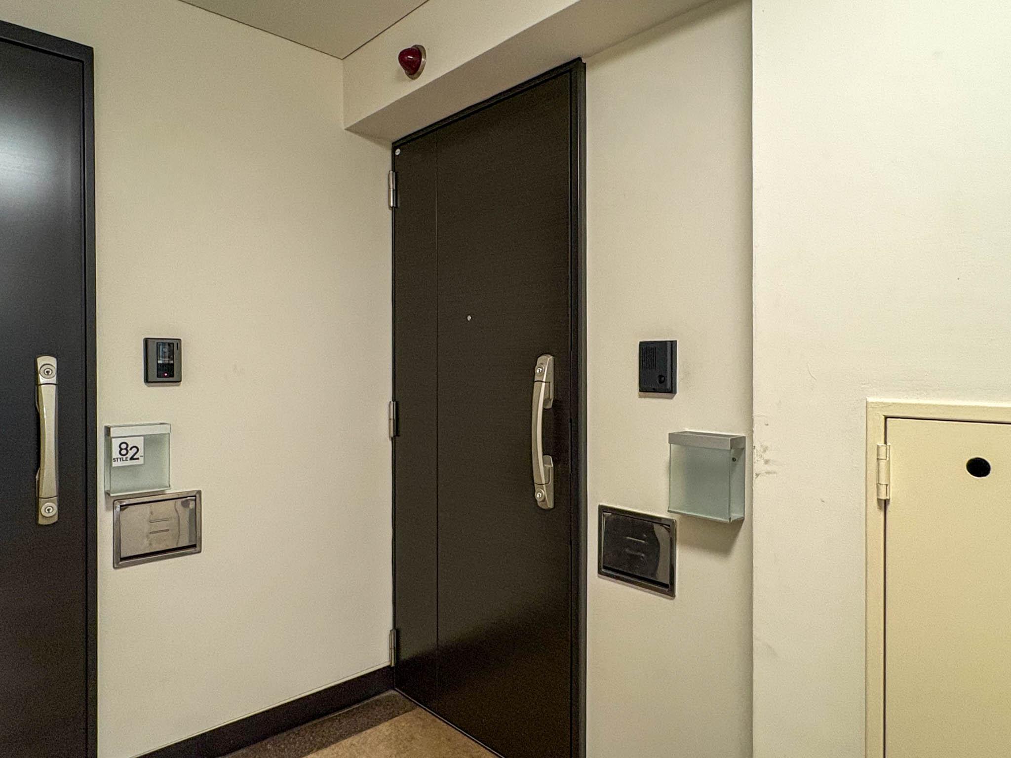 渋谷区南平台町の賃貸物件/部屋のエントランス